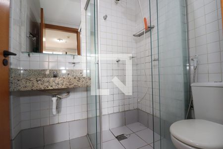 Banheiro Social de kitnet/studio para alugar com 1 quarto, 30m² em Norte (águas Claras), Brasília