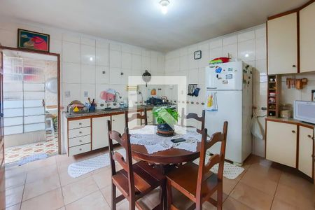 Casa à venda com 218m², 3 quartos e 1 vaga Casa à venda com 218m², 3 quartos e 1 vagaCozinha