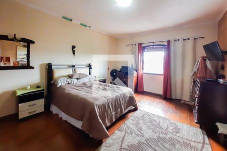 Casa à venda com 218m², 3 quartos e 1 vaga Casa à venda com 218m², 3 quartos e 1 vagaSuíte