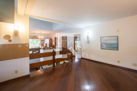 Sala 3 de casa à venda com 3 quartos, 480m² em Jardim Cordeiro, São Paulo