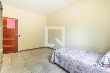 Casa à venda com 180m², 3 quartos e 4 vagas Casa à venda com 180m², 3 quartos e 4 vagasQuarto 2