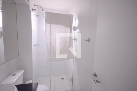 Banheiro de apartamento para alugar com 2 quartos, 51m² em Aclimação, São Paulo