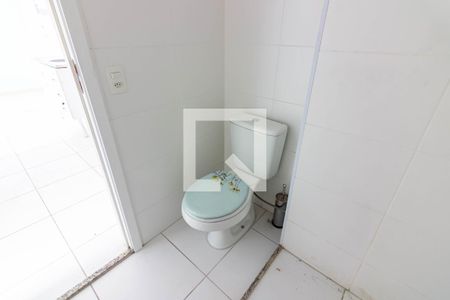 Apartamento para alugar com 34m², 2 quartos e sem vagaBanheiro