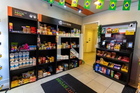 Mini-mercado  de apartamento para alugar com 2 quartos, 34m² em Jardim Germânia, São Paulo