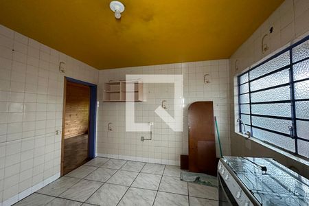 Cozinha de casa à venda com 2 quartos, 120m² em Scharlau, São Leopoldo