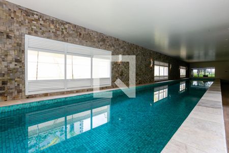 Apartamento à venda com 265m², 4 quartos e 6 vagasÁrea comum - Piscina coberta