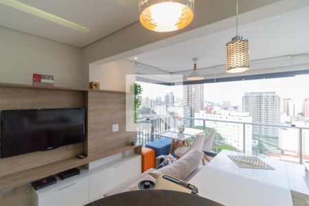 Sala e cozinha de apartamento para alugar com 1 quarto, 38m² em Liberdade, São Paulo