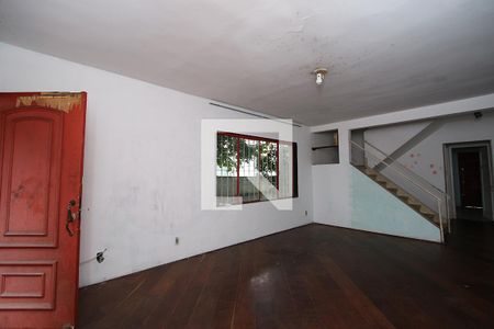 Sala de casa à venda com 4 quartos, 140m² em Cerqueira César, São Paulo