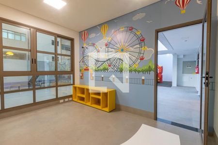 Apartamento à venda com 87m², 3 quartos e 2 vagas Apartamento à venda com 87m², 3 quartos e 2 vagasÁrea comum - Playground