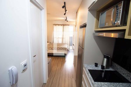 Cozinha de apartamento para alugar com 1 quarto, 23m² em Quarta Parada, São Paulo