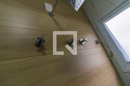 Casa à venda com 160m², 3 quartos e 2 vagasBanheiro da suíte