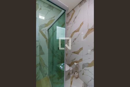 Casa à venda com 160m², 3 quartos e 2 vagasBanheiro da suíte