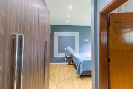 Casa à venda com 160m², 3 quartos e 2 vagasCloset da suíte