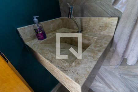 Casa à venda com 160m², 3 quartos e 2 vagasBanheiro do quintal