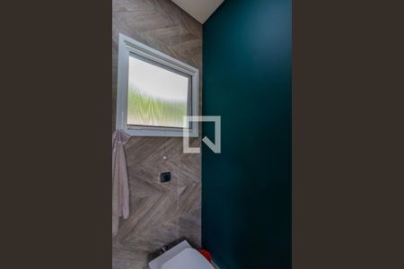 Casa à venda com 160m², 3 quartos e 2 vagasBanheiro do quintal