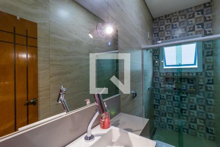 Casa à venda com 160m², 3 quartos e 2 vagasBanheiro