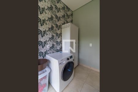 Casa à venda com 160m², 3 quartos e 2 vagasÁrea de Serviço