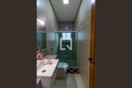 Casa à venda com 160m², 3 quartos e 2 vagasBanheiro