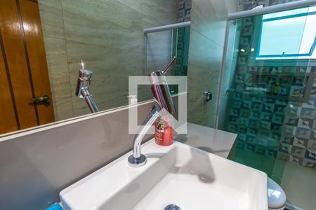 Casa à venda com 160m², 3 quartos e 2 vagasBanheiro