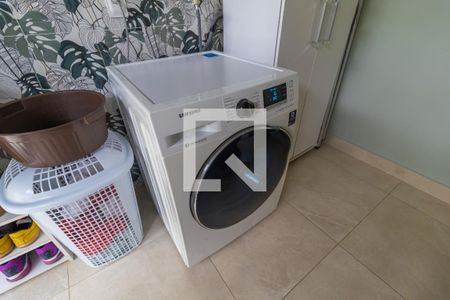 Casa à venda com 160m², 3 quartos e 2 vagasÁrea de Serviço