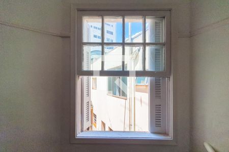 Janela Sala de casa para alugar com 4 quartos, 80m² em Liberdade, São Paulo