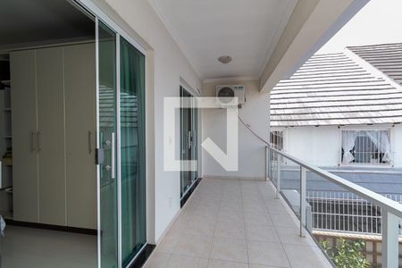 Casa à venda com 265m², 4 quartos e 3 vagasVaranda
