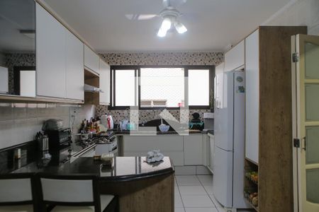 Apartamento para alugar com 158m², 3 quartos e 2 vagasCozinha