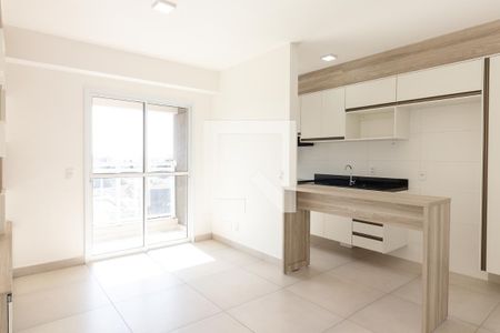 Sala de kitnet/studio para alugar com 1 quarto, 43m² em Jardim Sumare, Ribeirão Preto