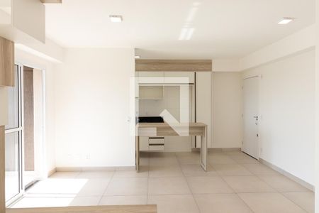 Sala de kitnet/studio para alugar com 1 quarto, 43m² em Jardim Sumare, Ribeirão Preto
