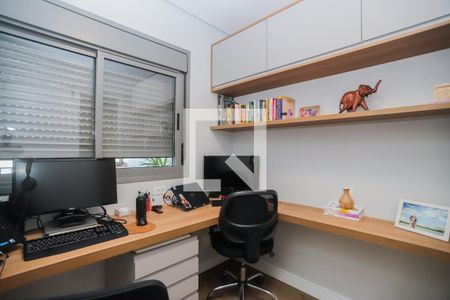 Apartamento à venda com 90m², 3 quartos e 2 vagasEscritório