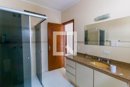 Casa à venda com 420m², 4 quartos e 2 vagas Casa à venda com 420m², 4 quartos e 2 vagasBanheiro 3