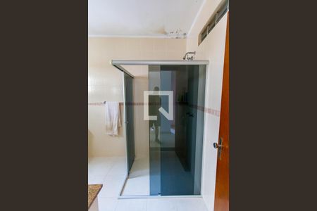 Casa à venda com 420m², 4 quartos e 2 vagas Casa à venda com 420m², 4 quartos e 2 vagasBanheiro 3