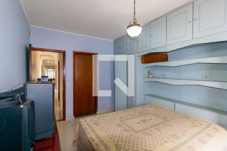 Casa à venda com 420m², 4 quartos e 2 vagas Casa à venda com 420m², 4 quartos e 2 vagasSuíte 1