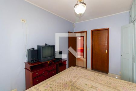 Casa à venda com 420m², 4 quartos e 2 vagas Casa à venda com 420m², 4 quartos e 2 vagasSuíte 1