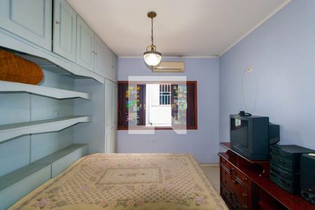 Casa à venda com 420m², 4 quartos e 2 vagas Casa à venda com 420m², 4 quartos e 2 vagasSuíte 1