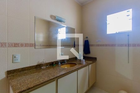 Casa à venda com 420m², 4 quartos e 2 vagas Casa à venda com 420m², 4 quartos e 2 vagasBanheiro 3