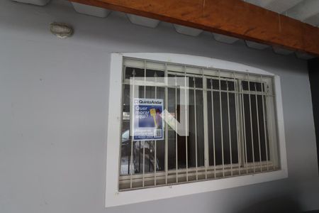 Casa para alugar com 70m², 2 quartos e 2 vagasFachada