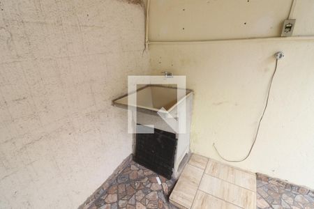 Casa para alugar com 70m², 2 quartos e 2 vagasÁrea de Serviço