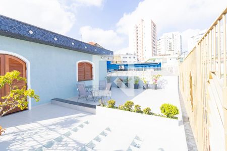 Casa à venda com 227m², 3 quartos e 2 vagasVaranda do quarto 2
