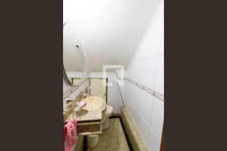 Casa à venda com 227m², 3 quartos e 2 vagasLavabo