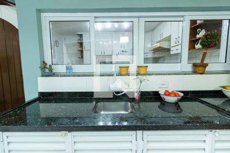 Casa à venda com 227m², 3 quartos e 2 vagasPia da churrasqueira