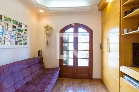 Casa à venda com 227m², 3 quartos e 2 vagasQuarto 2