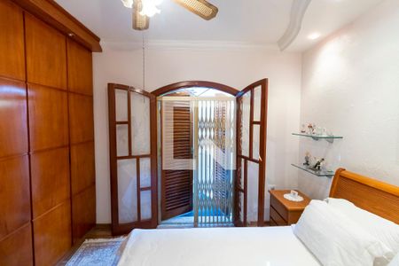 Casa à venda com 227m², 3 quartos e 2 vagasSuite