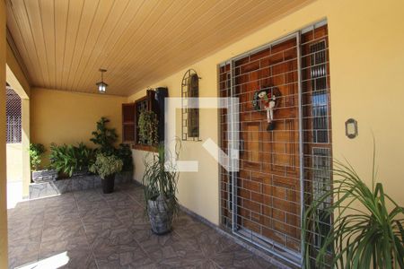 Casa à venda com 180m², 3 quartos e 2 vagas Casa à venda com 180m², 3 quartos e 2 vagasPatio