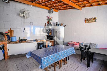 Casa para alugar com 263m², 3 quartos e 6 vagasLazer