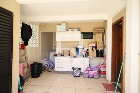 Casa à venda com 256m², 4 quartos e 2 vagasLavanderia