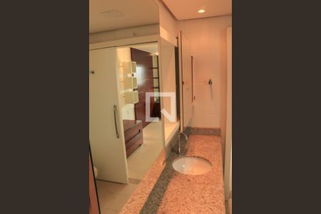 Apartamento para alugar com 165m², 3 quartos e 3 vagasBanheiro Suíte Master