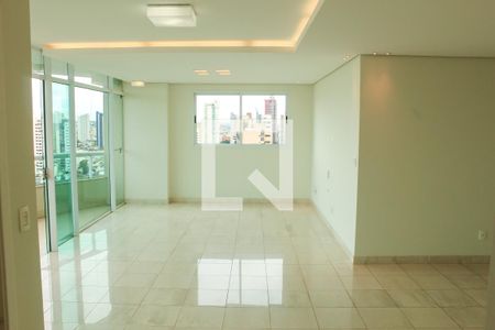 Sala de apartamento para alugar com 3 quartos, 165m² em Osvaldo Rezende, Uberlândia