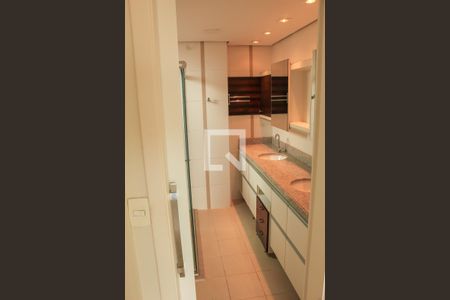 Apartamento para alugar com 165m², 3 quartos e 3 vagasBanheiro Suíte Master