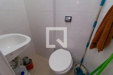 Apartamento para alugar com 86m², 2 quartos e sem vagaBanheiro de Serviço